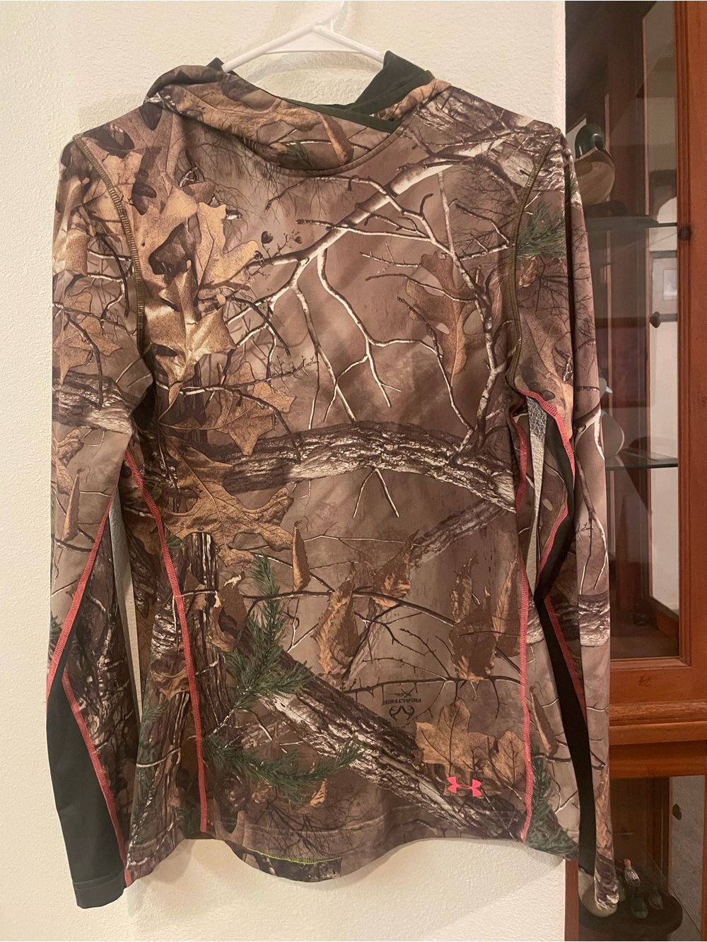 Under Armour Scent Control Women's Camo Hooded Long Sleeve coldgear